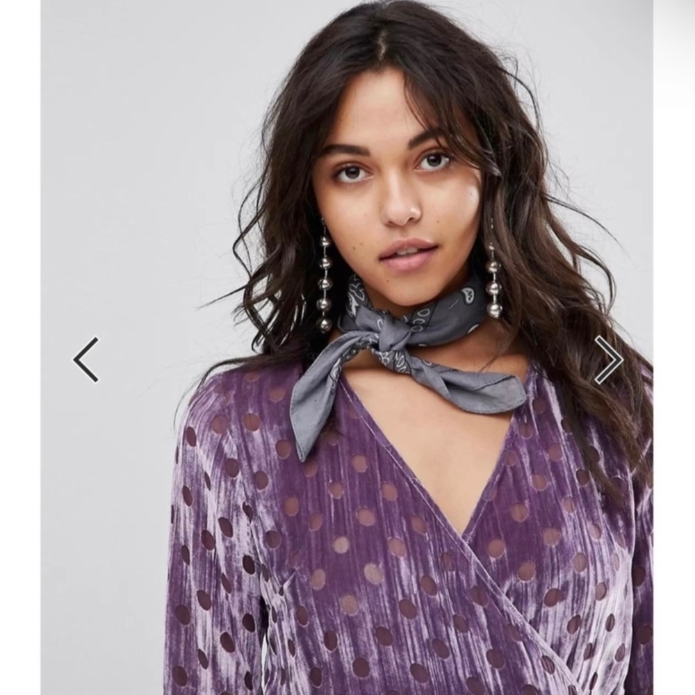 NEW HOUSE OF HOLLAND PURPLE VELVET POLKA DOT WRAP MINI DRESS - Picture 3 of 8